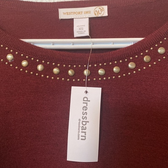 Dress Barn Sz petite XS Burg gold studded long sleeve crew neck sweater - Picture 2 of 6